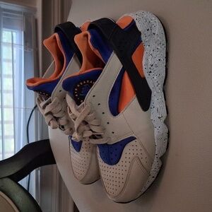Nike Air Hurache Size 8.5